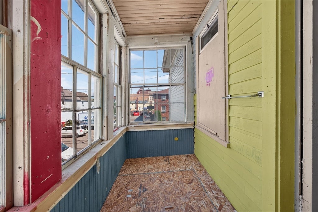 37 Fourth St, Lowell, MA, 37 Fourth St, Lowell, MA Photo #22