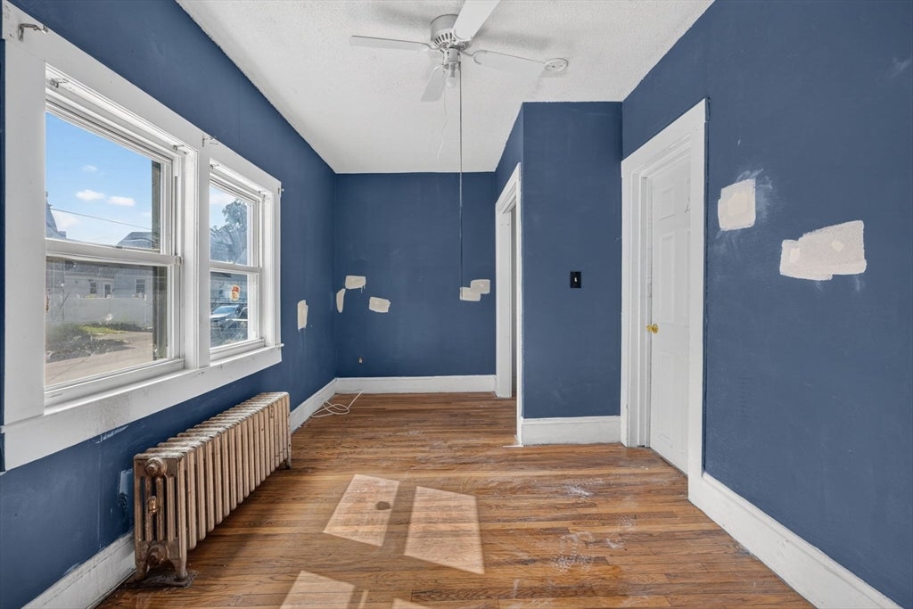 37 Fourth St, Lowell, MA, 37 Fourth St, Lowell, MA Photo #14