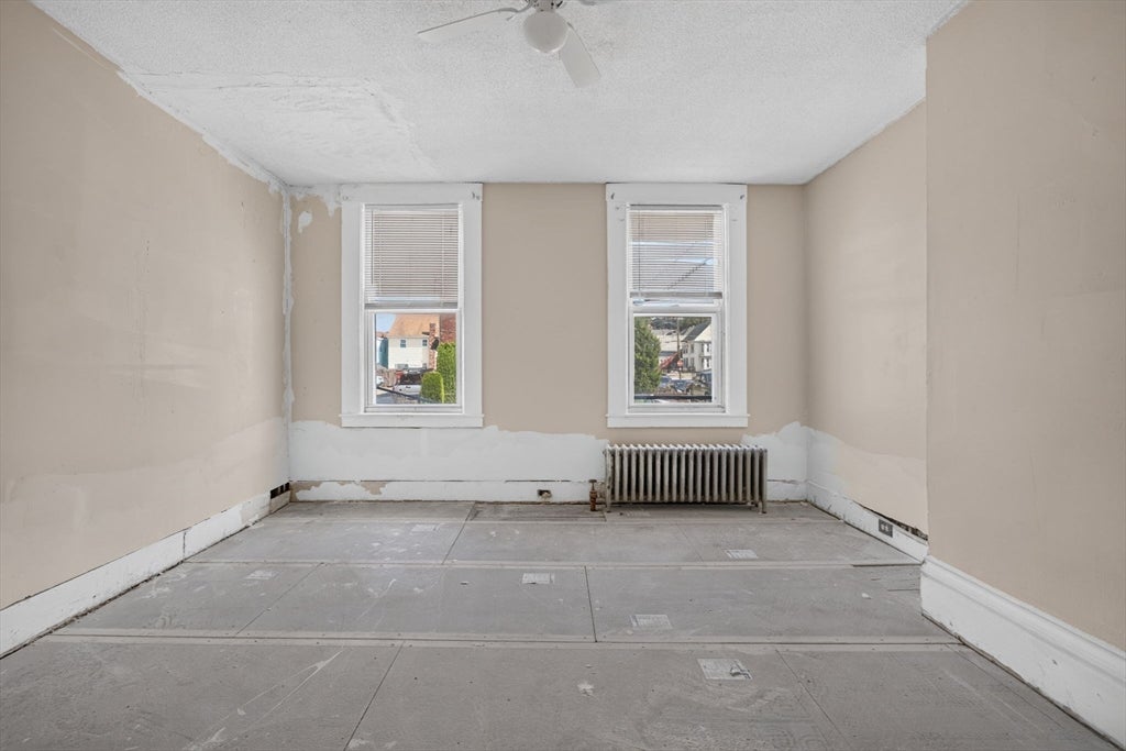 37 Fourth St, Lowell, MA, 37 Fourth St, Lowell, MA Photo #12