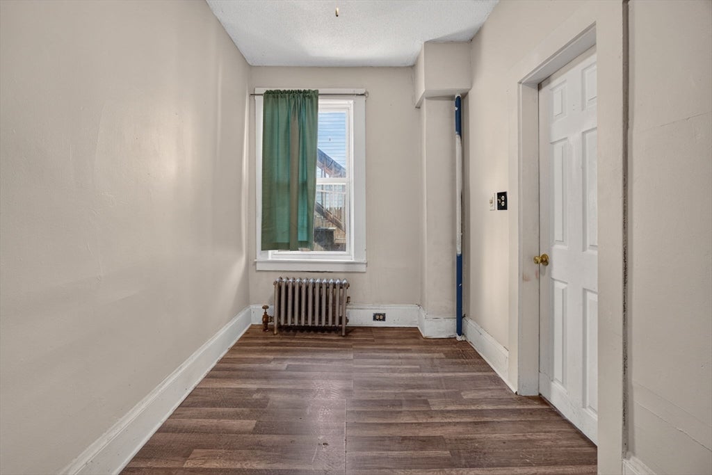 37 Fourth St, Lowell, MA, 37 Fourth St, Lowell, MA Photo #17