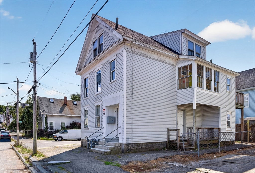 37 Fourth St, Lowell, MA, 37 Fourth St, Lowell, MA Photo #3