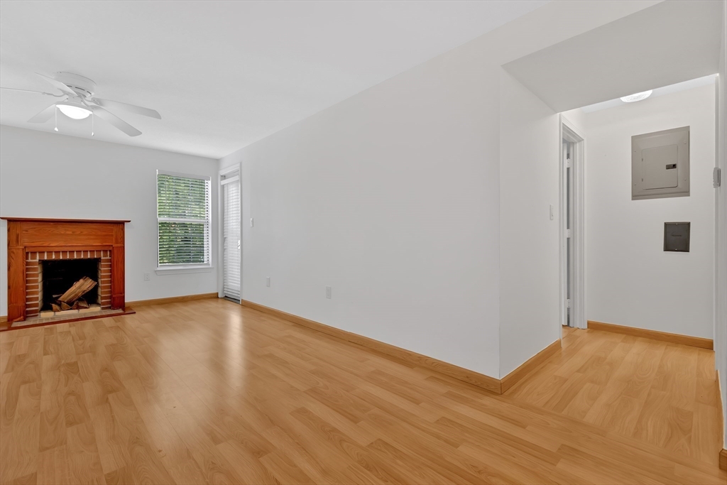 16 Walden Dr 15