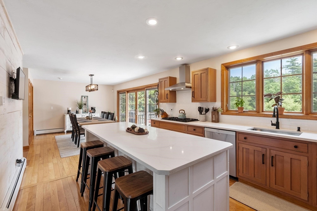 61 Newcomb Rd