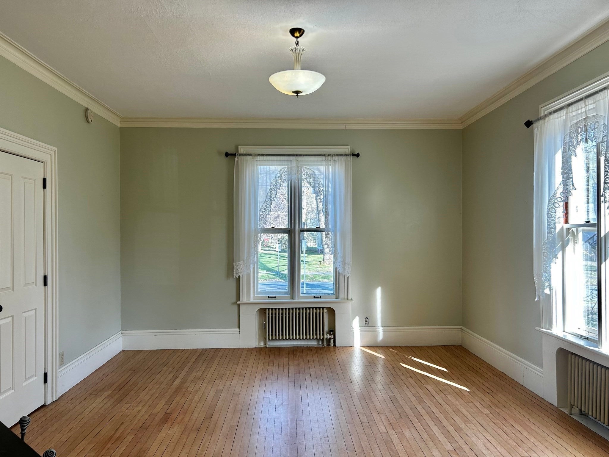 48 Congress St, Greenfield, MA, 48 Congress St, Greenfield, MA Photo #4