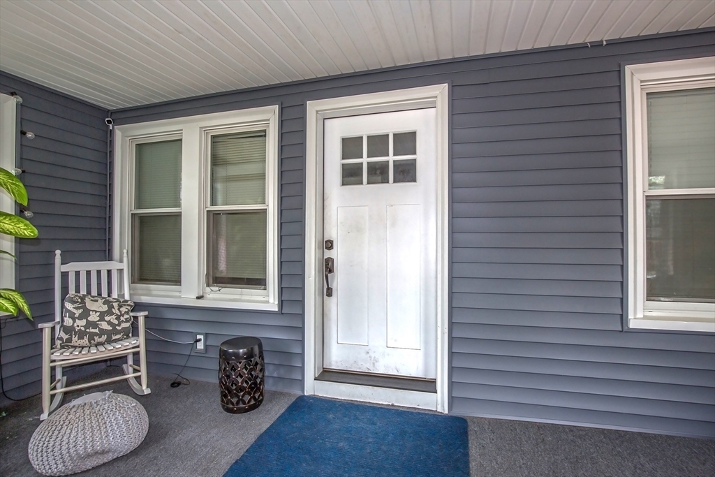 Springfield, Massachusetts 01104, United States, 2 Bedrooms Bedrooms, ,2 BathroomsBathrooms,Residential,Active,149398