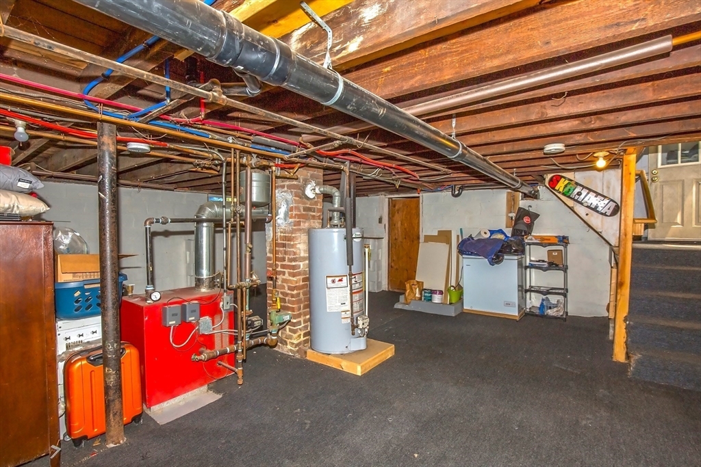 Springfield, Massachusetts 01104, United States, 2 Bedrooms Bedrooms, ,2 BathroomsBathrooms,Residential,Active,149398