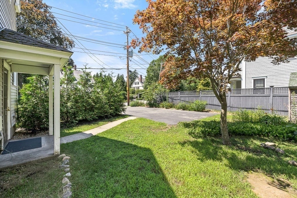 79 Bacon St 79
