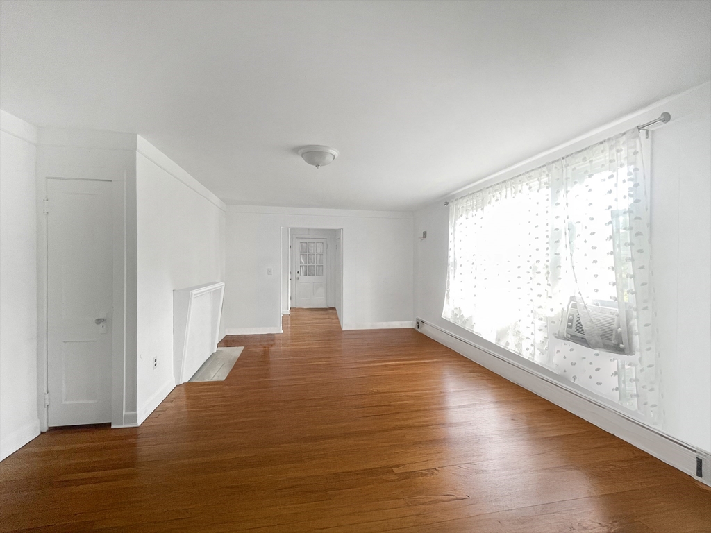 124 Skiff Avenue D10