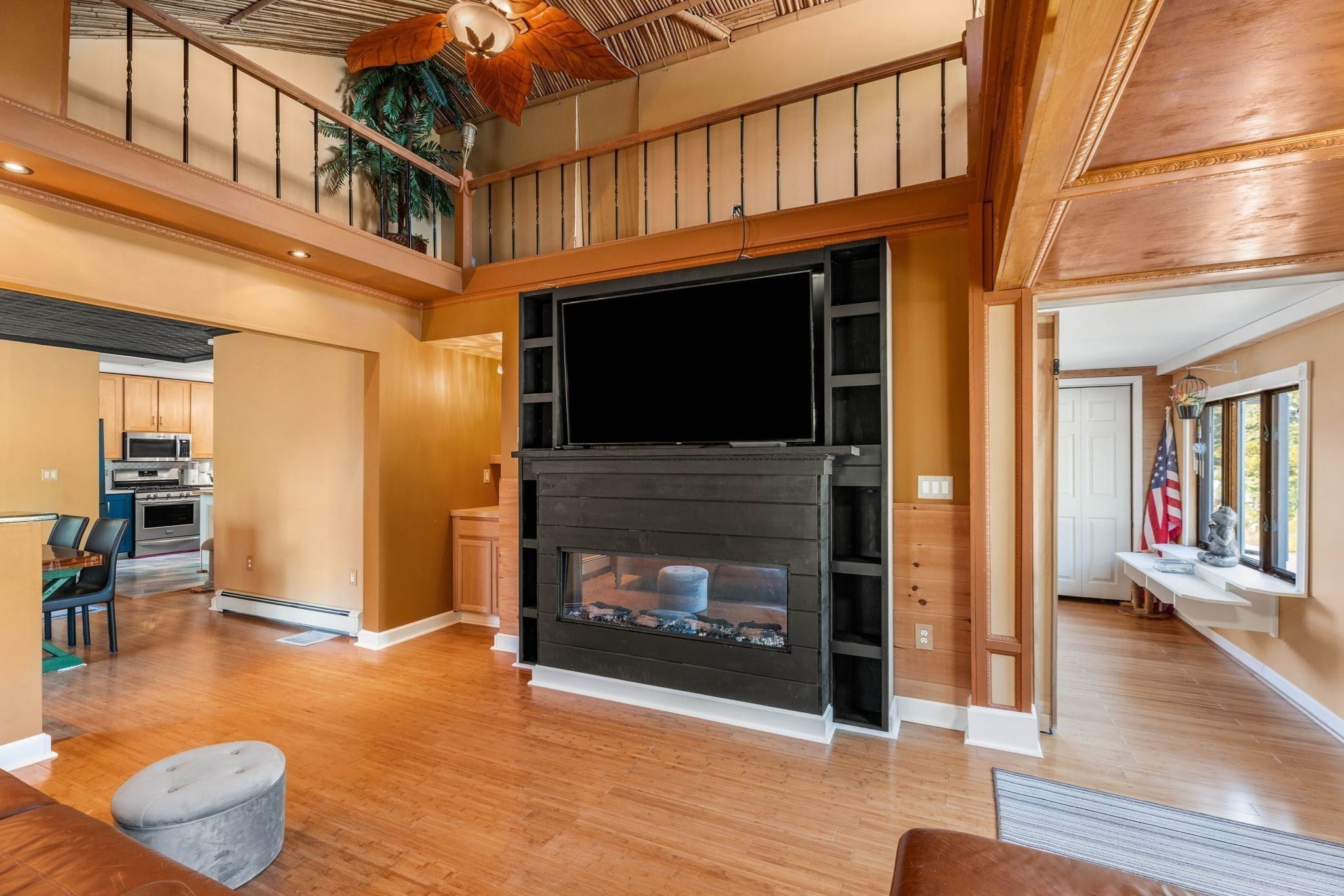 91 Currier St