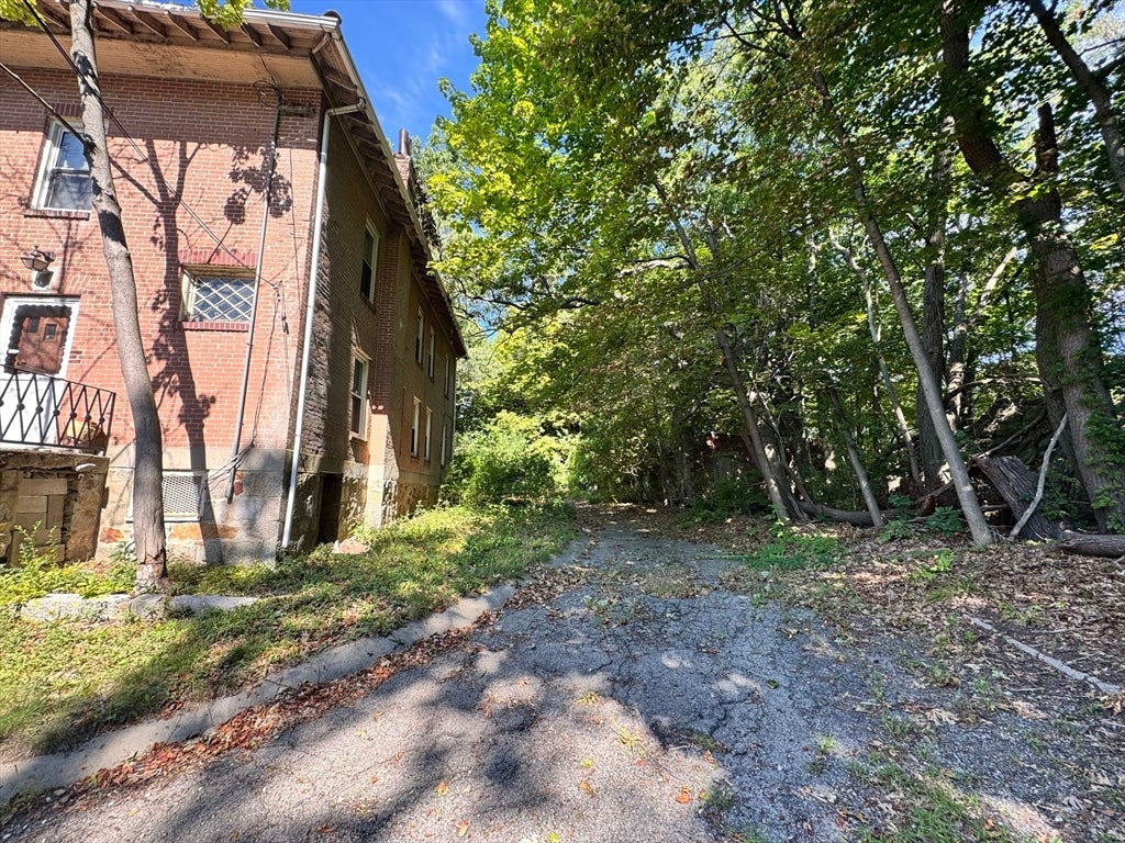 179 Hebron St