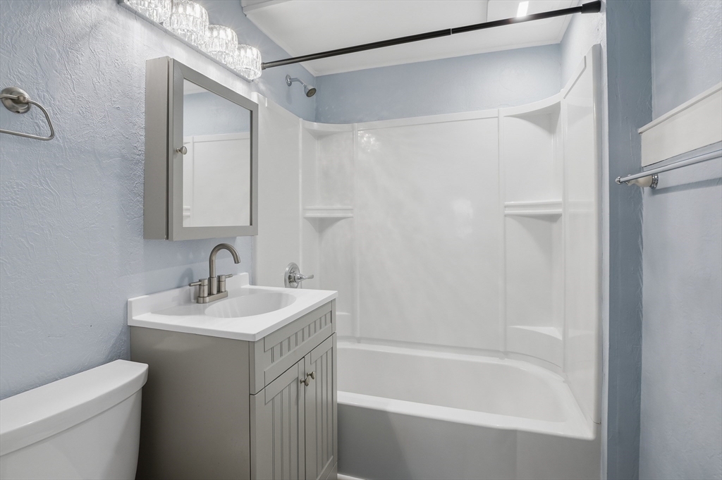 923 West Boylston Street, Worcester, MA, 923 West Boylston Street, Worcester, MA Photo #5
