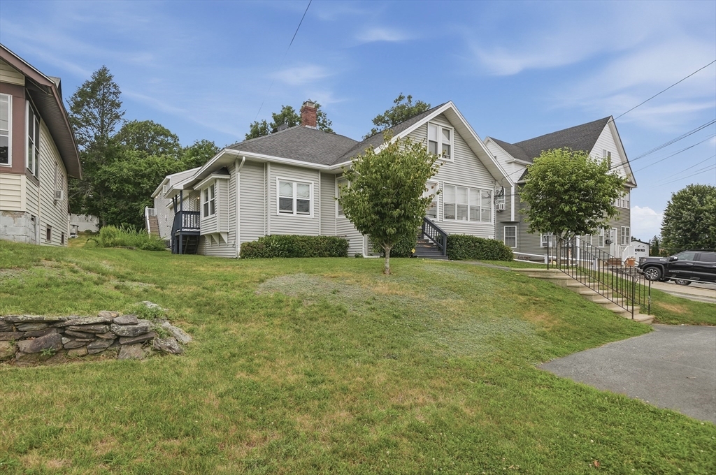 Photo of 923 West Boylston Street, Worcester, MA