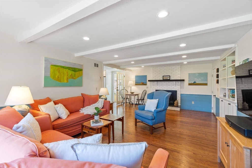 1492 Great Pond Road