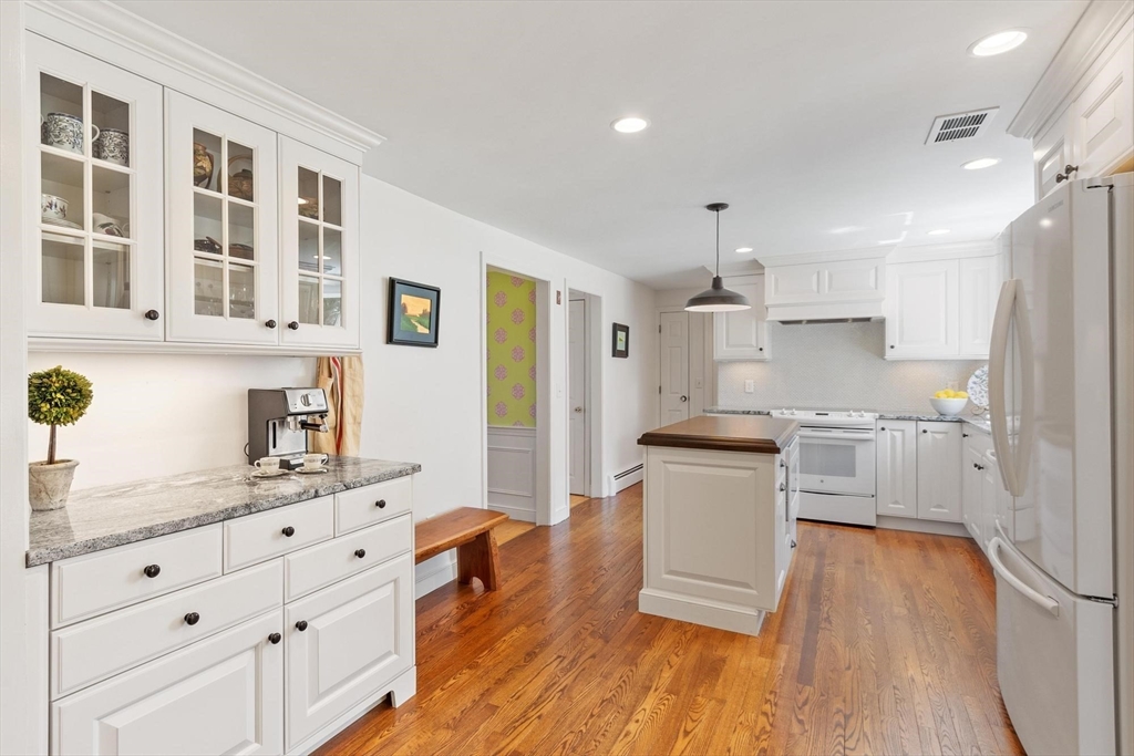 1492 Great Pond Road