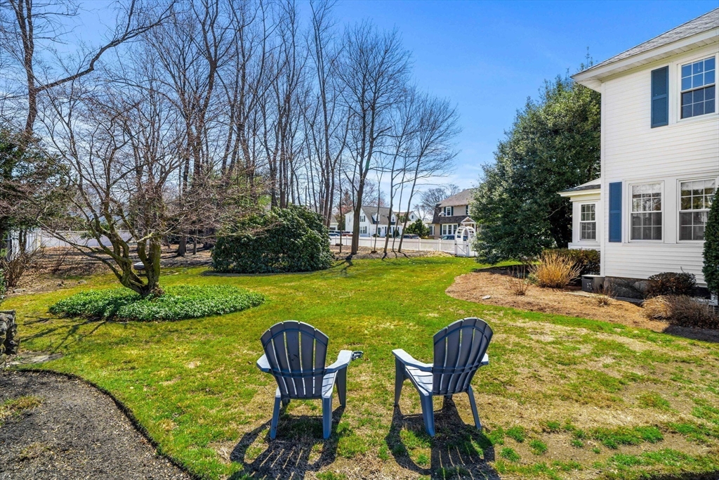 36 Richardson Avenue