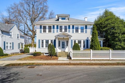 36 Richardson Avenue North Andover MA 01845