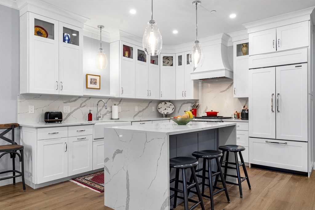 Westwood, Massachusetts 02090, United States, 2 Bedrooms Bedrooms, ,2 BathroomsBathrooms,Residential,Active,210135