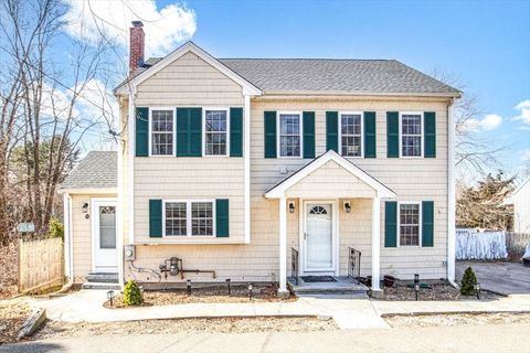 859 Pleasant St, Canton, MA 02021 - #: 73356152