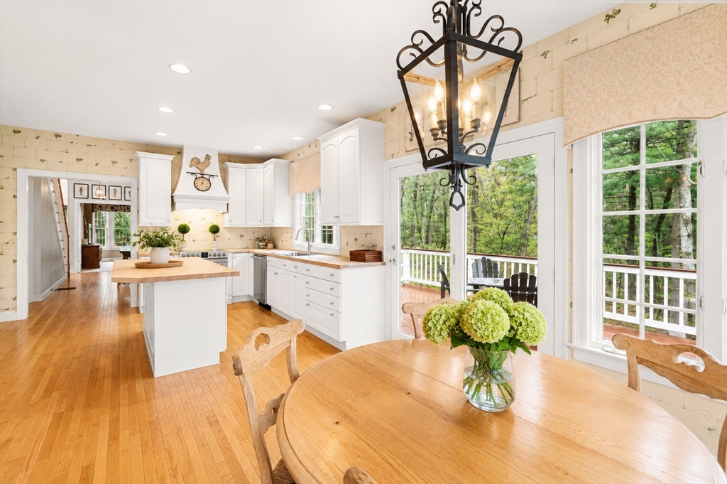 65 Deerpath