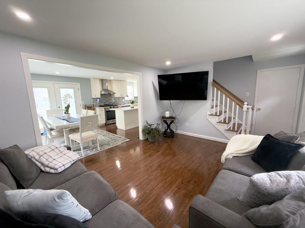 184 Whitehall Way, Barnstable, MA Photo #6