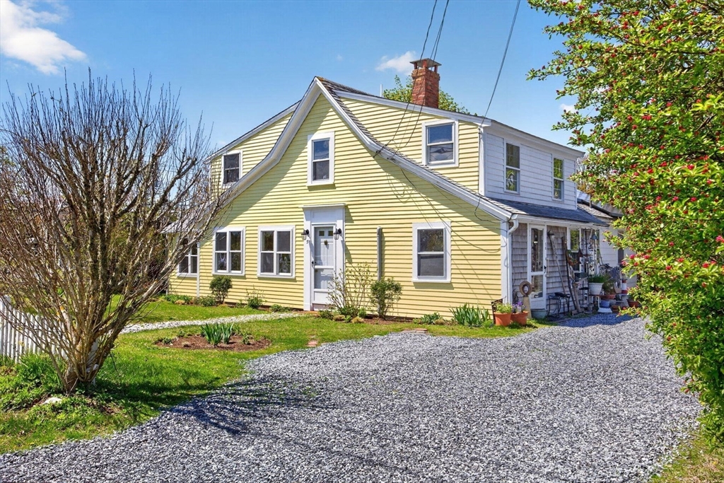 Photo of 5 Pleasant St, Dennis, MA