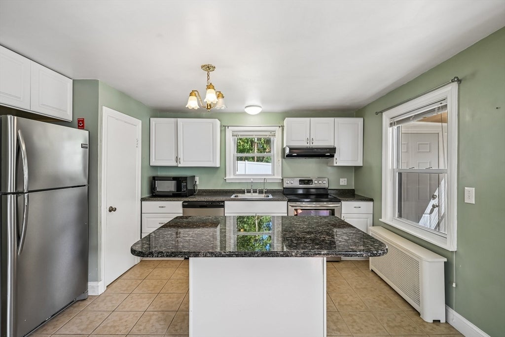 19 Walworth Street, Worcester, MA Photo #11