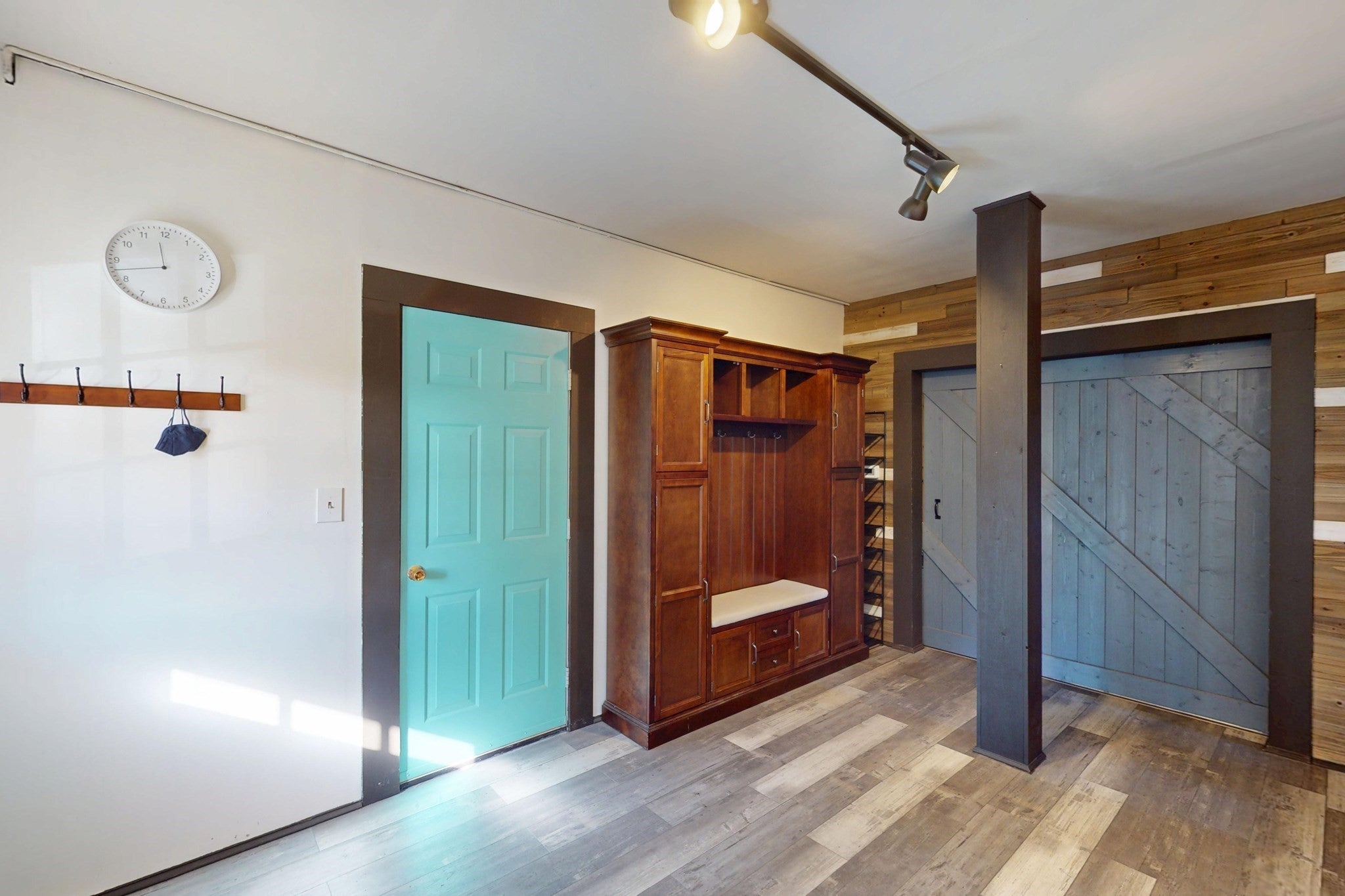 86 E Buckland Rd, Shelburne, MA, 86 E Buckland Rd, Shelburne, MA Photo #3