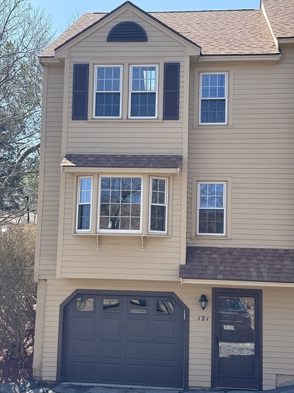 121 Mercury Terrace 121