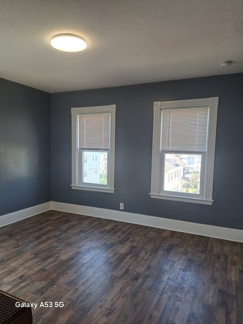 171 Vernon St 3 Worcester MA 01610