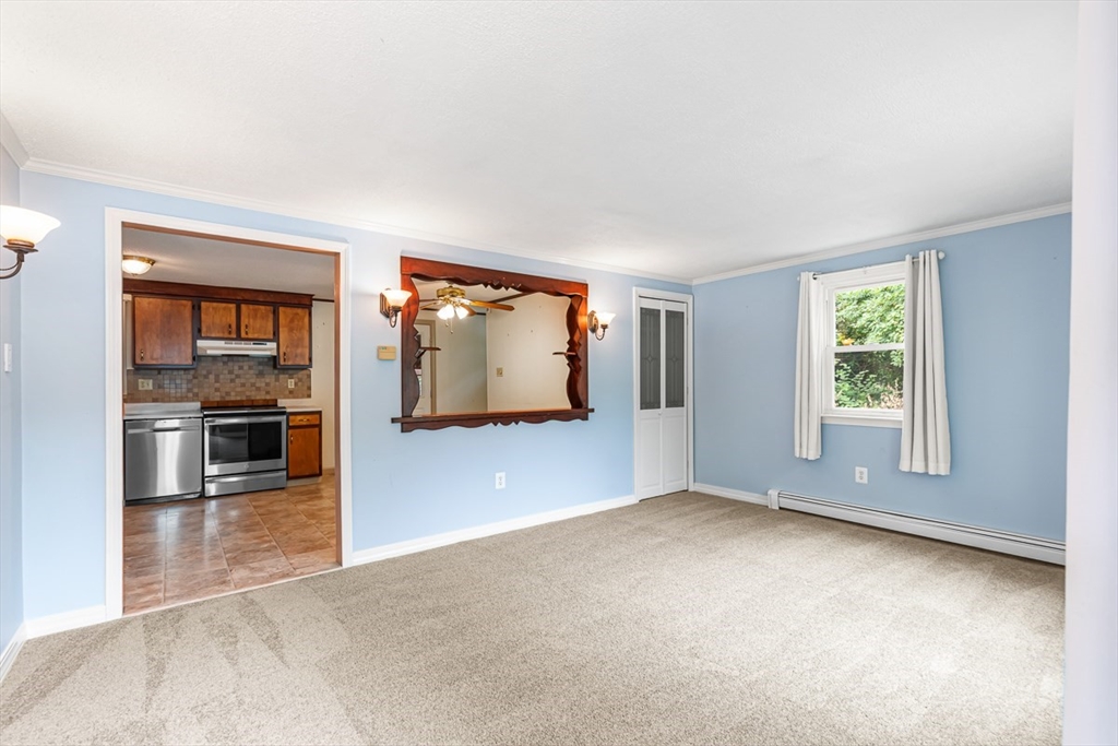 99 Swansom Rd