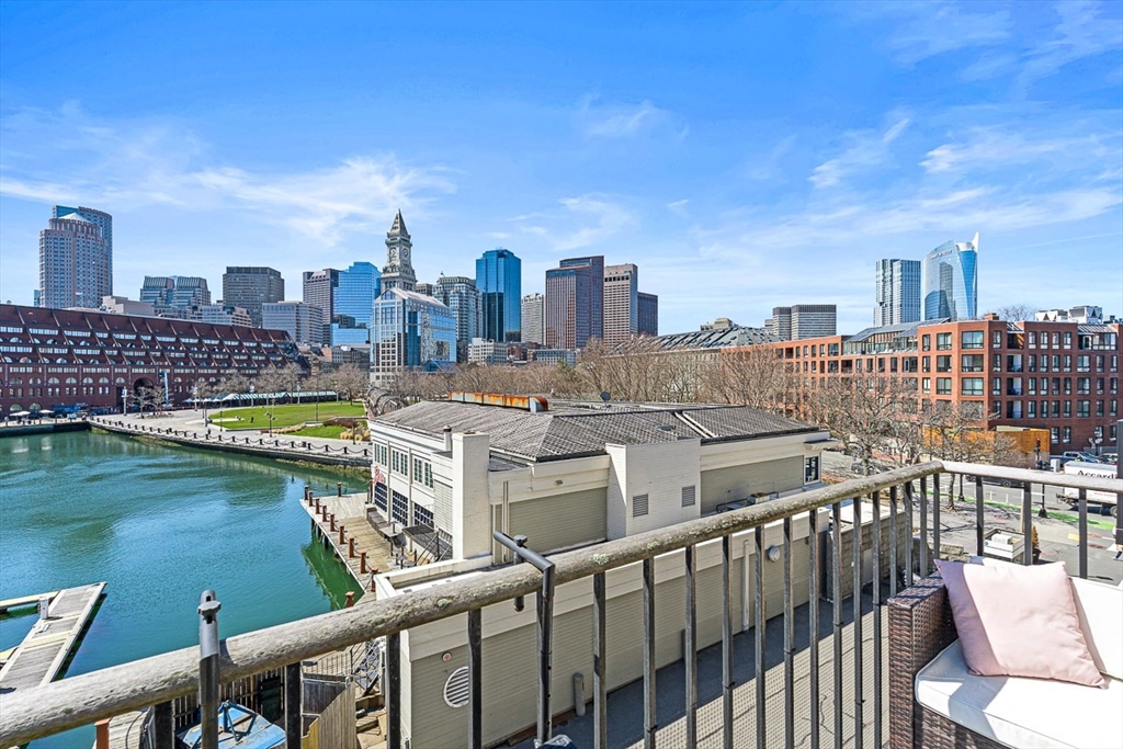 39 Commercial Wharf 5