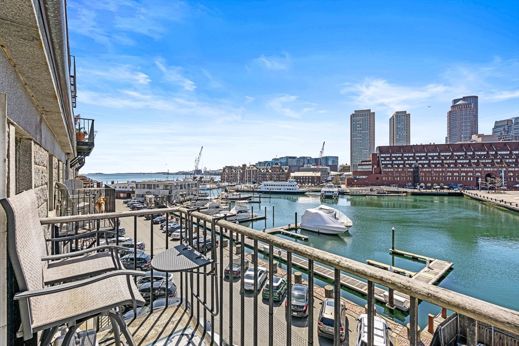 39 Commercial Wharf 5