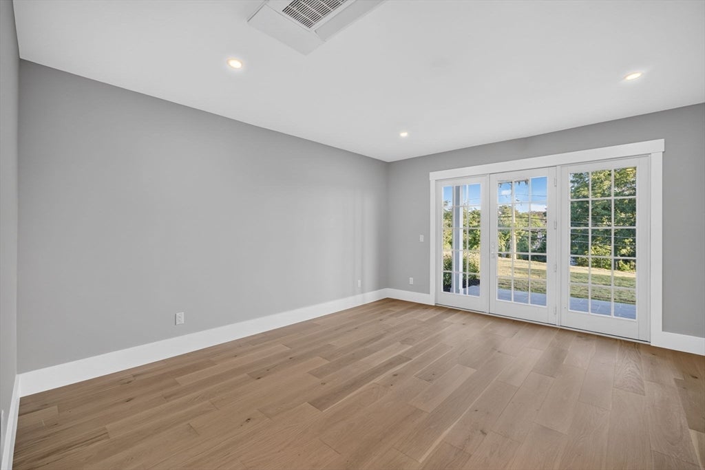 533 Woods Hole Rd #E104, Falmouth, MA Photo #15