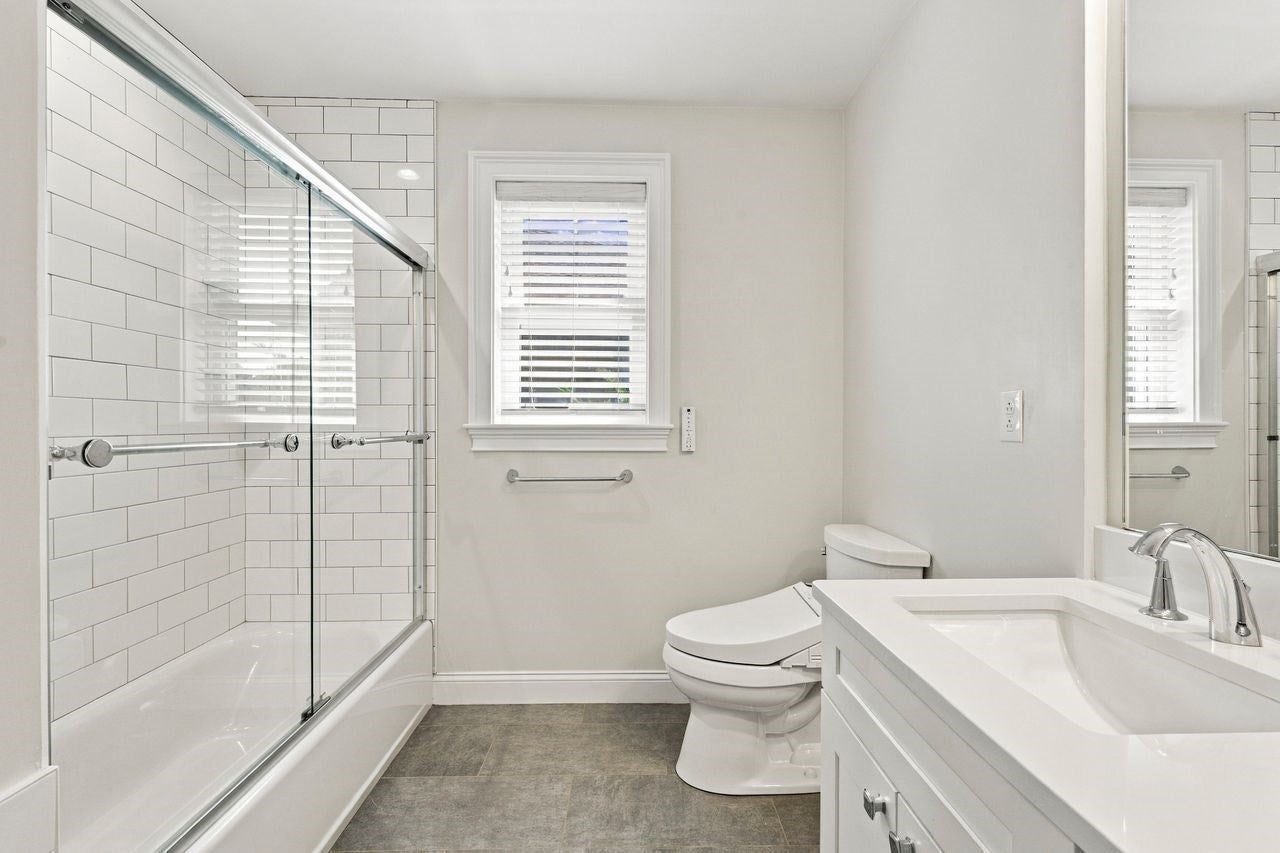 44 Bernard St, Newton, MA, 44 Bernard St, Newton, MA Photo #25