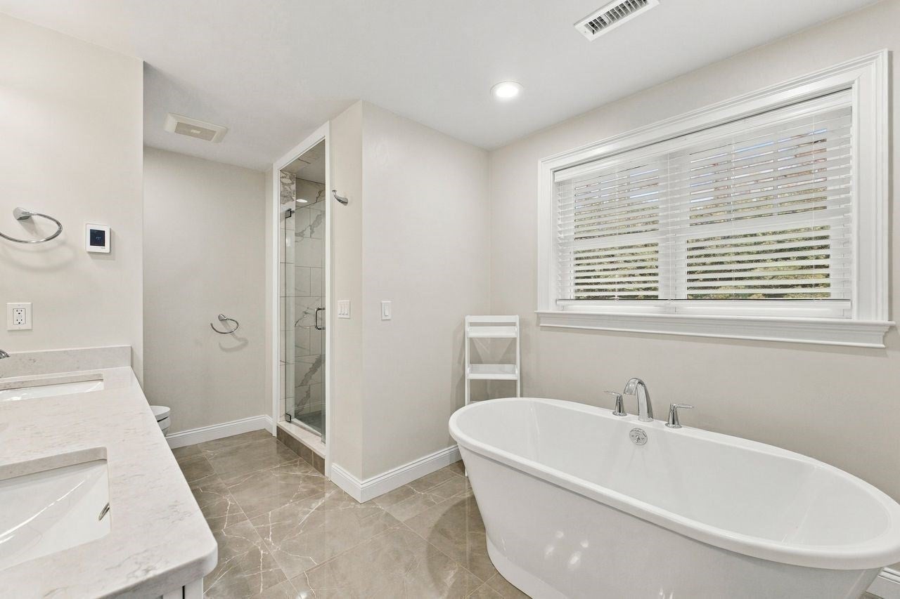 44 Bernard St, Newton, MA, 44 Bernard St, Newton, MA Photo #21