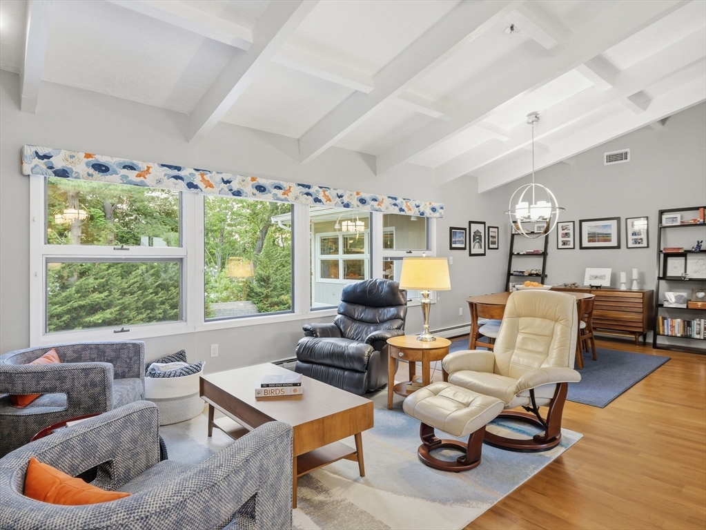 146 Burroughs Rd