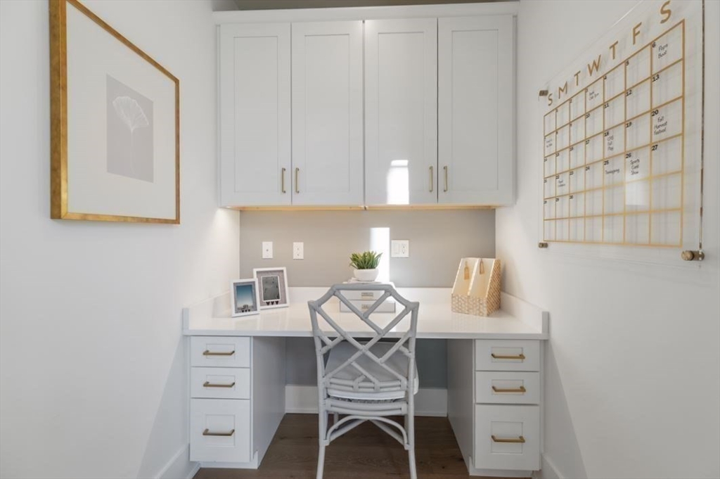 8 Shoreline Dr 11
