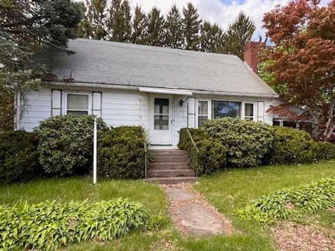 7 Heather Ave Millbury MA 01527