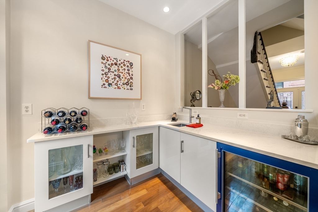 11 Lawnwood Place