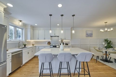 27 Mott Street 27 Arlington MA 02474