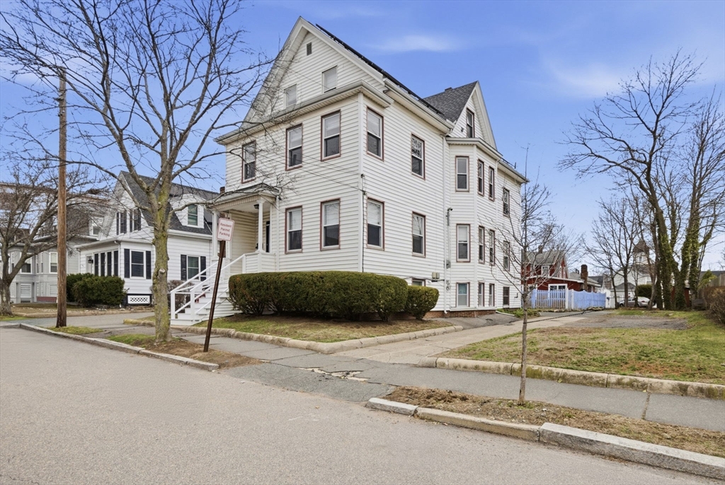55 Pine St 2