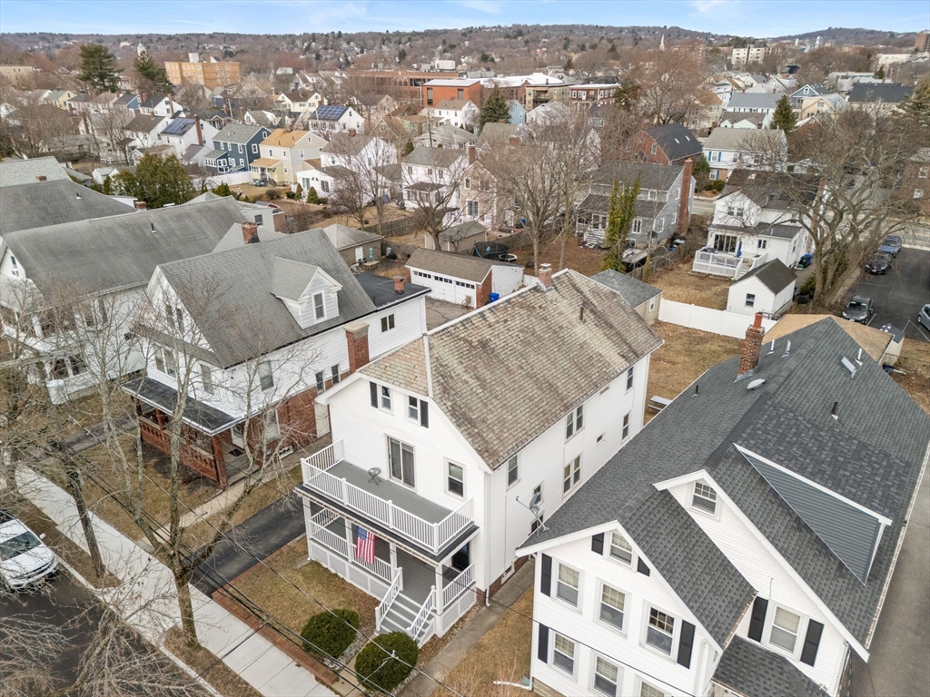 98 Harlow St