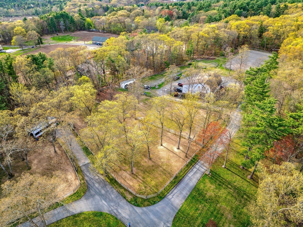 Norfolk, Massachusetts 02056, United States, 4 Bedrooms Bedrooms, ,3 BathroomsBathrooms,Residential,Active,231722