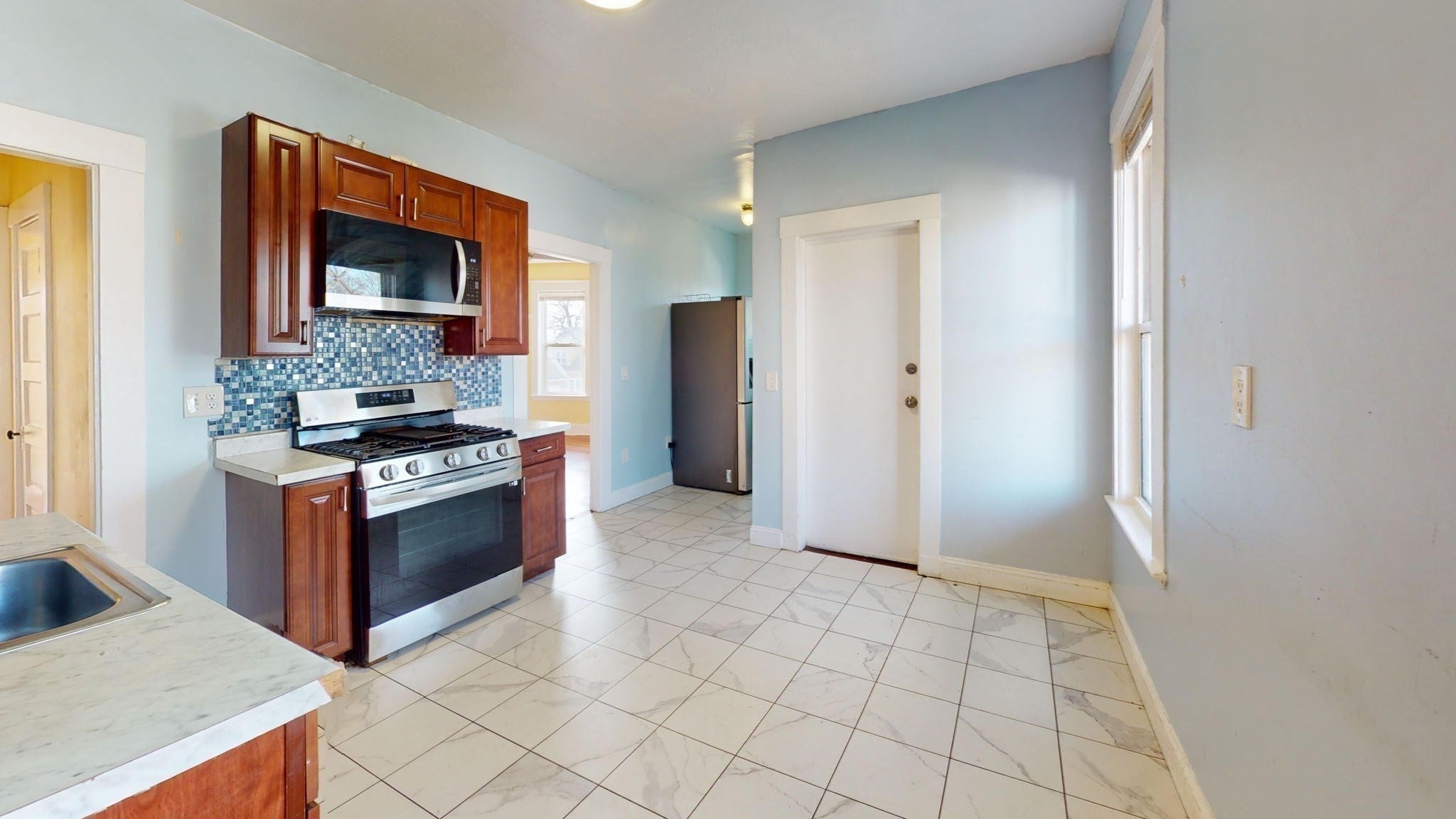 19 Nightingale St, Boston, MA, 19 Nightingale St, Boston, MA Photo #5