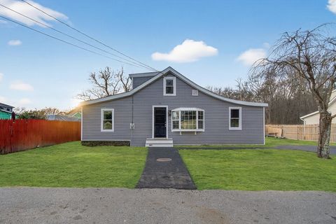 Photo of 21 Evergreen St, Dartmouth, MA 02747 (MLS # 73460734)