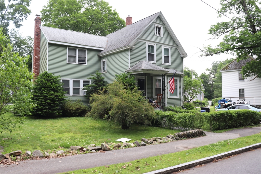 3 Moraine St
