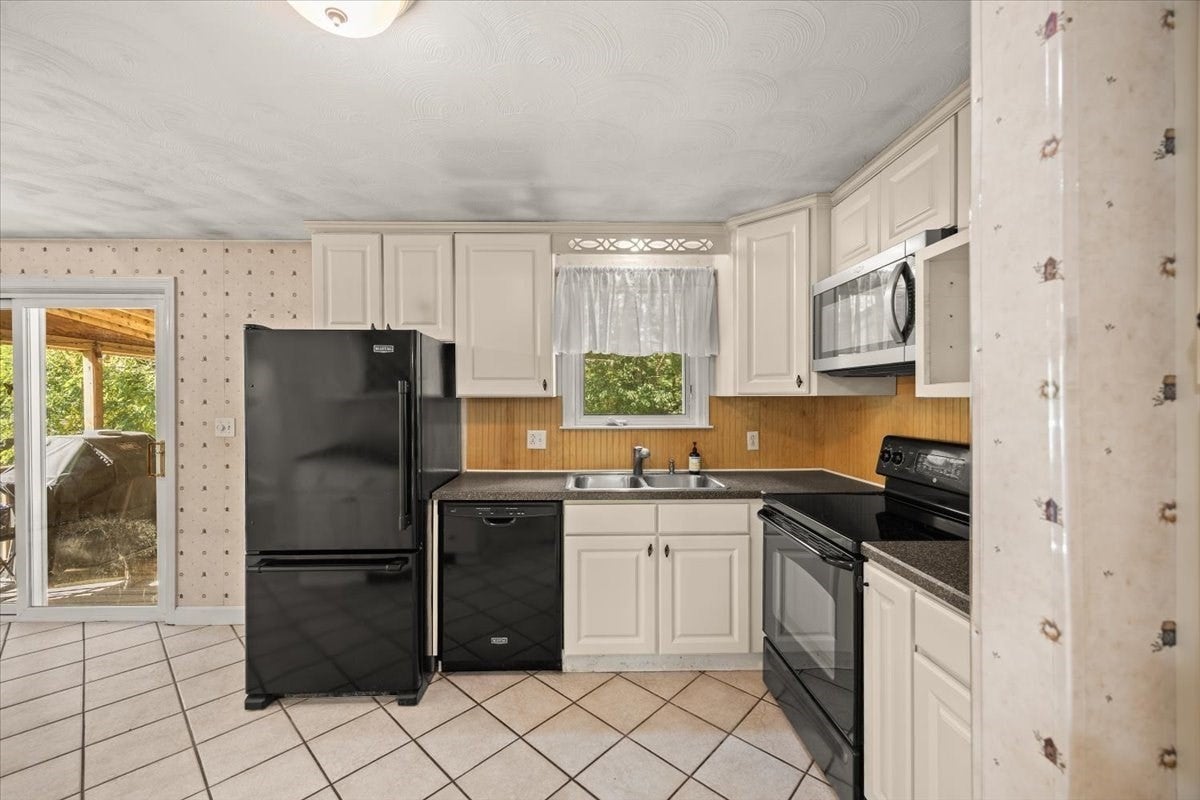 33 Lantern Ln, Plymouth, MA, 33 Lantern Ln, Plymouth, MA Photo #17