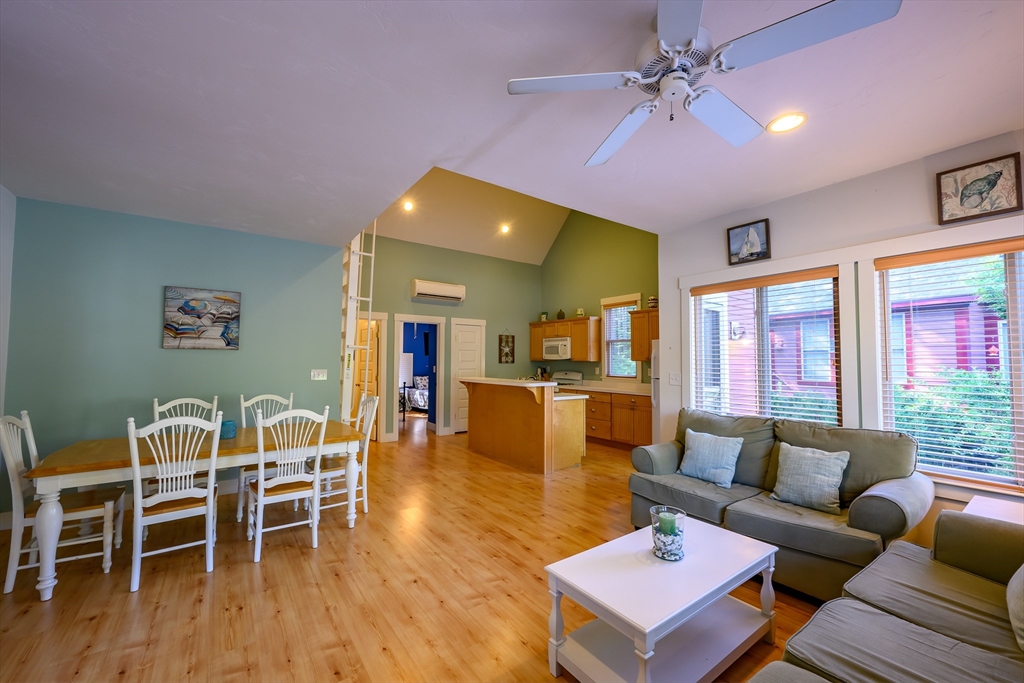 28 Whispering Pines Rd 28