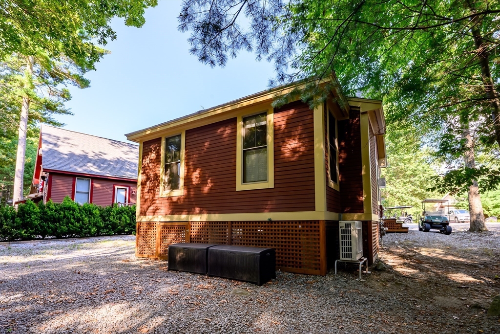 28 Whispering Pines Rd 28