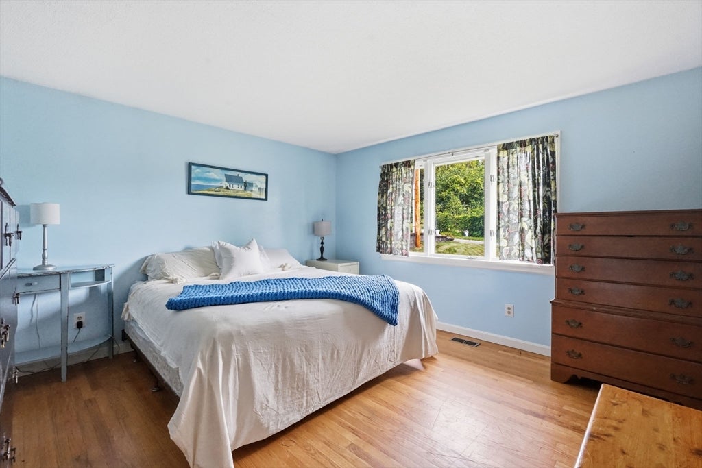 169 Sandtrap Way, Chicopee, MA Photo #25